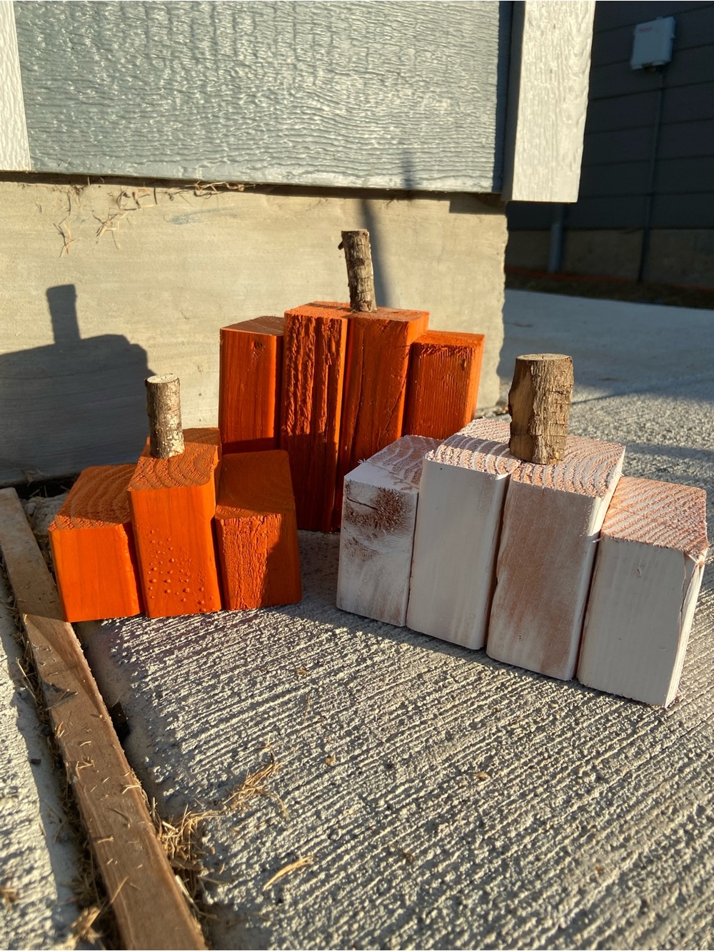 Rustic Orange & White Wooden Pumpkin Décor Set - Home Accents